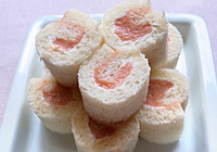 食べやすい大きさにカットして召し上がれ！